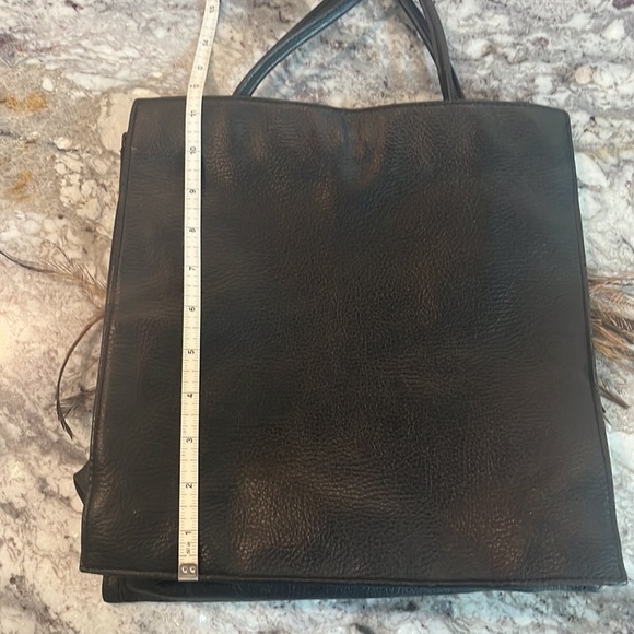 Leather purse with feathers and crystals - Picture 4 of 10